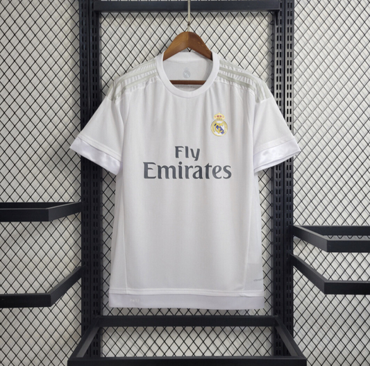 Real Madrid 2015/16 home kit