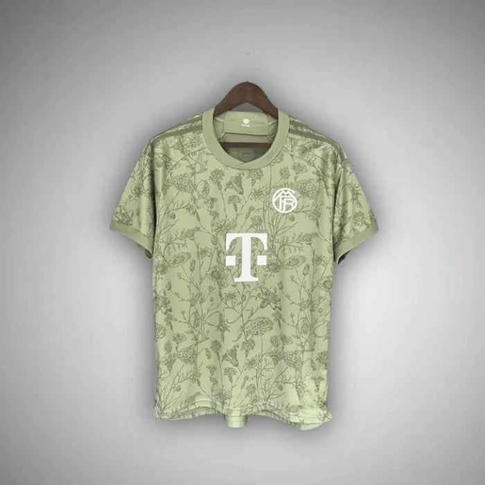 FC Bayern "Legionnaire"
